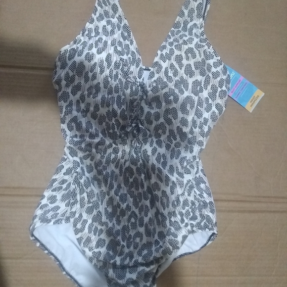 Swim Solutions one piece swimsuit . Brown sz 14 - Picture 5 of 10